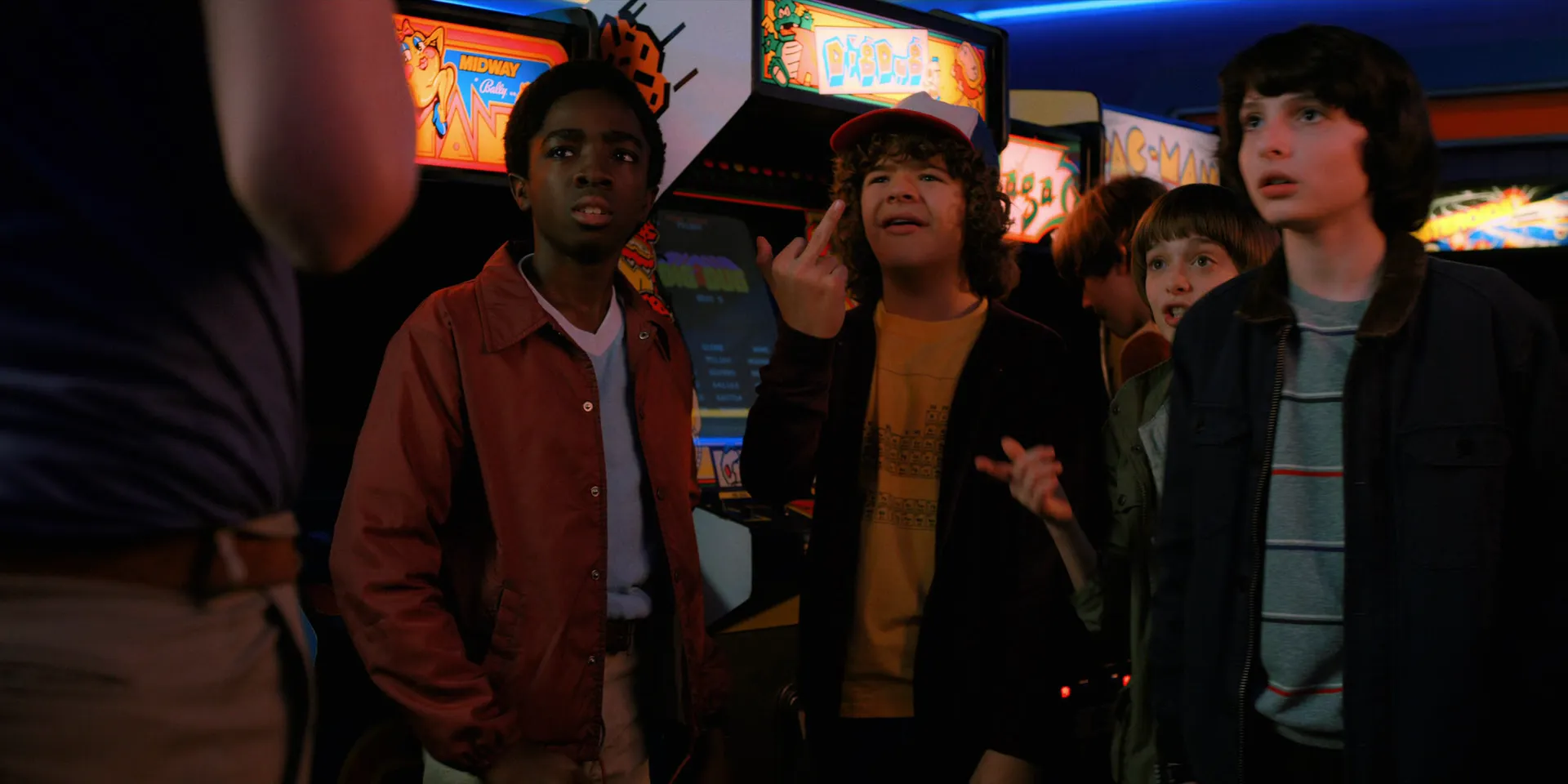 ./image/Stranger Things S02E01 (1).webp